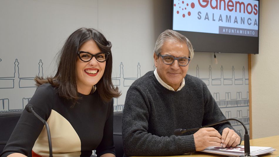 Virginia Carrera y Gabriel Risco, concejales de Ganemos en el Ayuntamiento de Salamanca.
