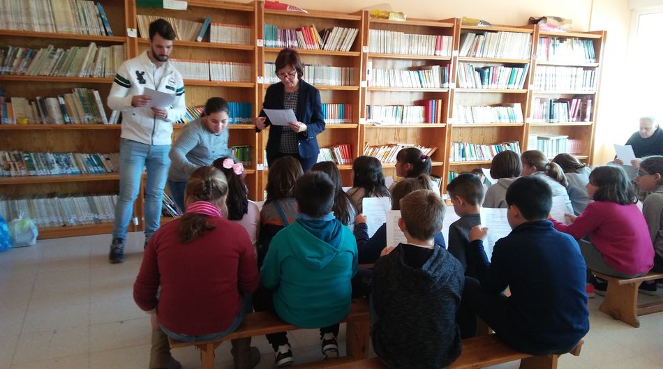 Alumnos del CEIP Liminares de Lumbrales han leído distintos artículos de la Carta Magna