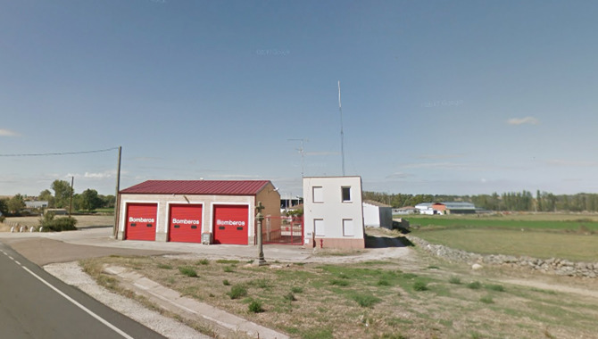 La recogida de alimentos se realiza en el parque de la Asociación de Bomberos Voluntarios de Ledesma