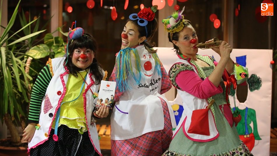 Diversión, buen humor y colorido en la Gala cabaret del Primer Encuentro de Payasas