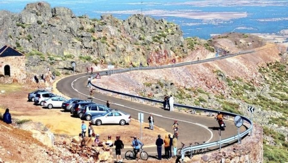 Carretera de la Peña de Francia