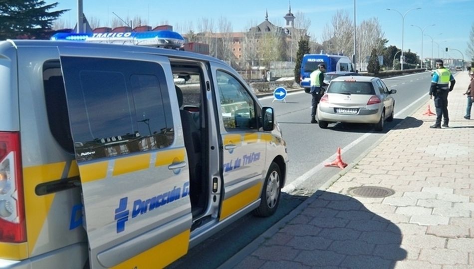 La Policía Local incrementa los controles de alcohol y drogas en colaboración con la DGT  