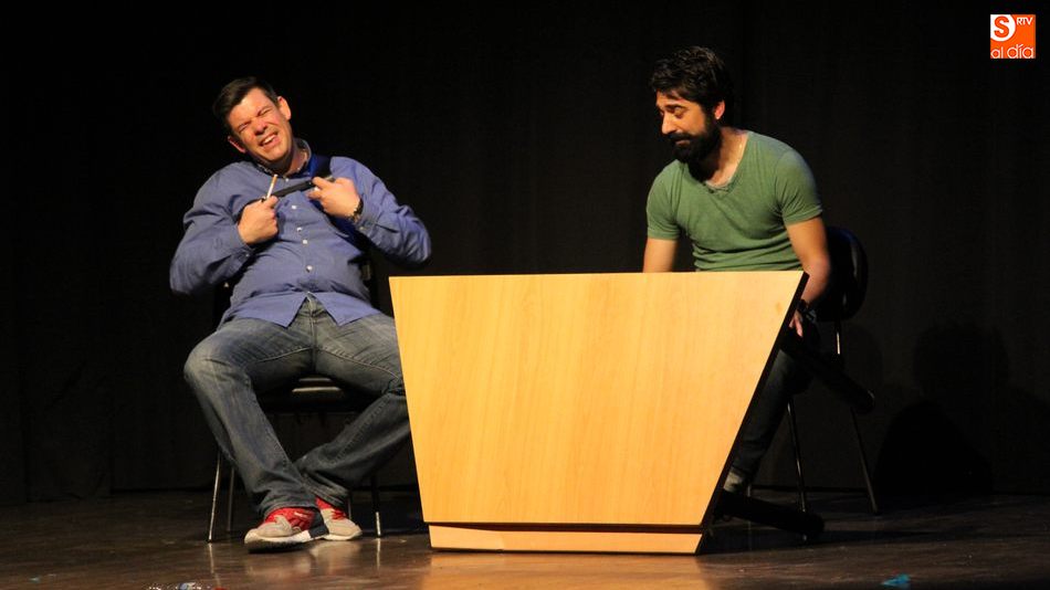 Rné cordobés y roberto Gonzalo en un de los sketches / CORRAL