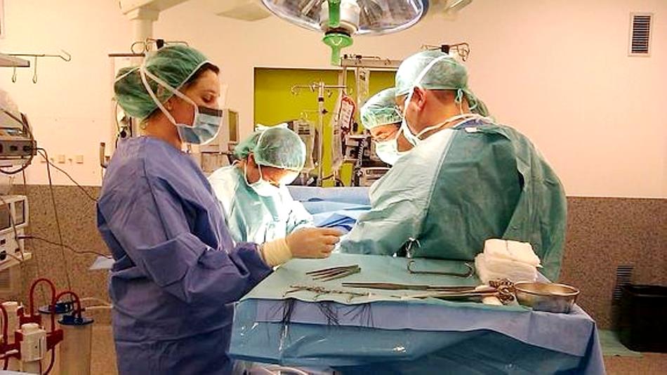 El trasplante es la mejor opción para aquellos pacientes que están en condiciones de recibirlo, pues permite volver a realizar una vida normal y aumentar la esperanza de vida