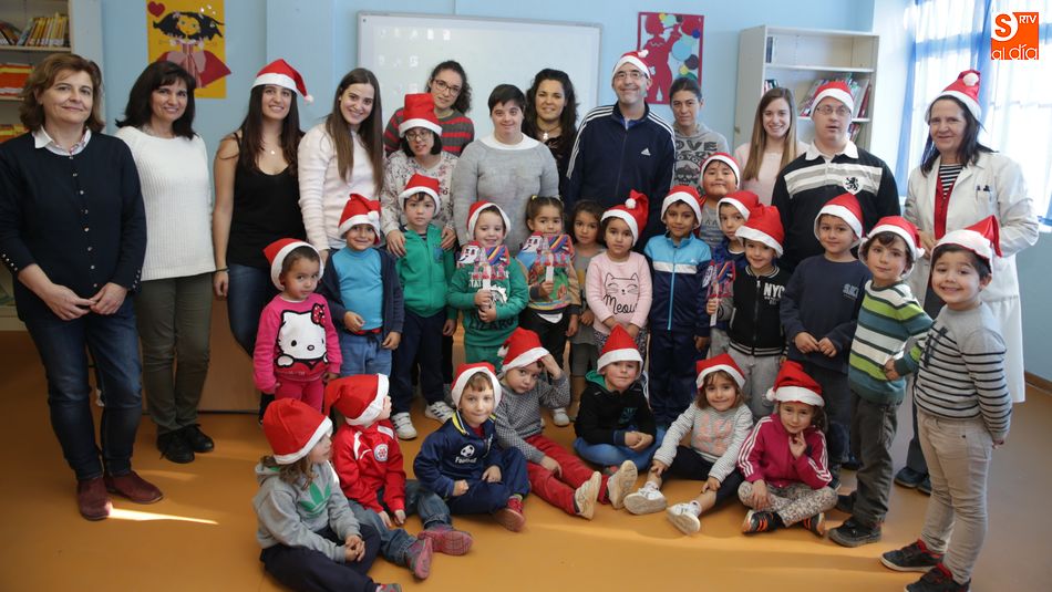 Cuentacuentos de Insolamis en el colegio Caja de Ahorros / Foto de Alberto Martín