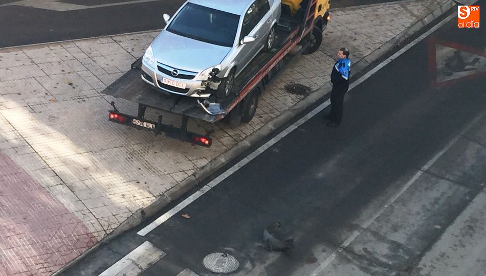 Imagen de cómo quedó el choque tras empotrarse contra la señal