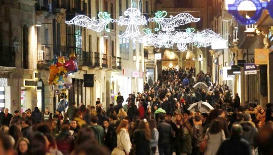 Calle Toro, una de las arterias comerciales de Salamanca