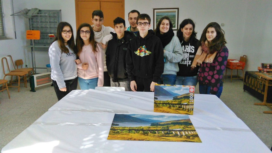 El equipo de Pedrosillo de Alba, ganadores de la II edición del Concurso de Puzzles Provincial