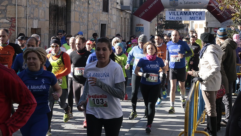 Primeros compases de la carrera absoluta. Fotos: Alejandro López