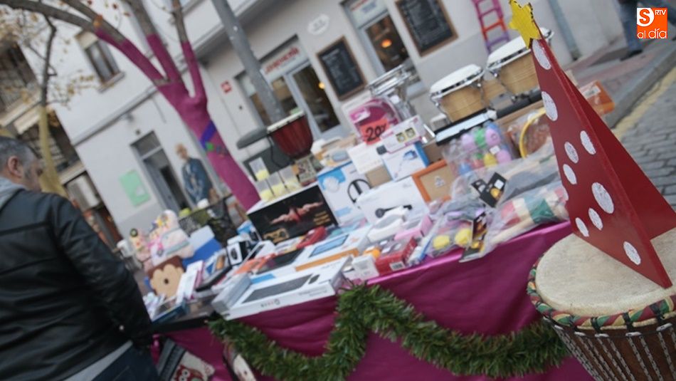 Mercadillo de Navidad en la Plaza del Oeste