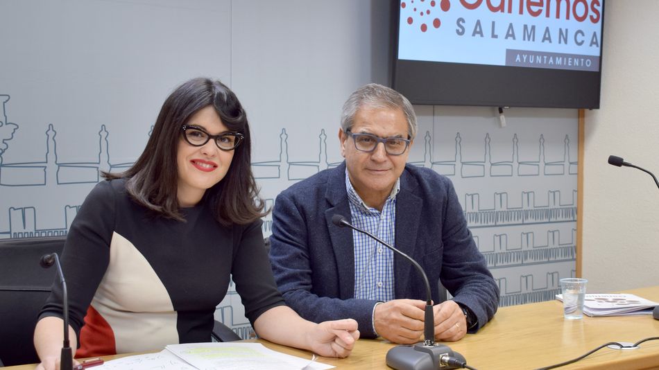 Virginia Carrera y Gabriel Risco, en la rueda de prensa.