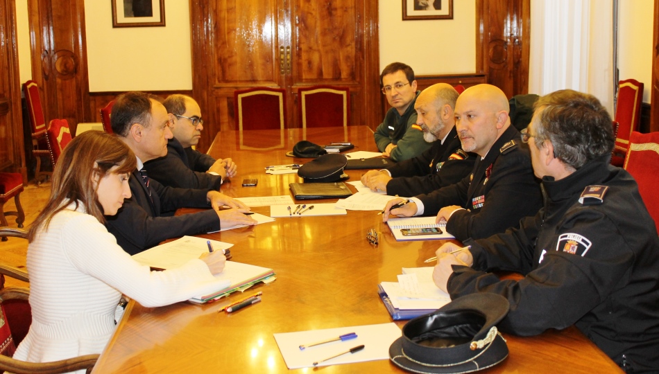 Un momento de la reunión de la Junta Local de Seguridad en la subdelegación de Gobierno