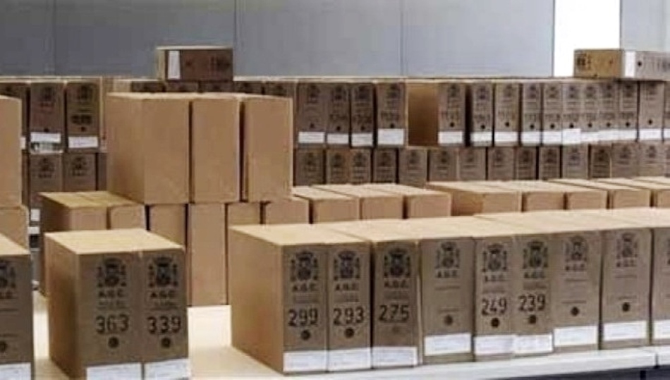 Cajas de documentos que salieron del Archivo de Salamanca hacia Cataluña