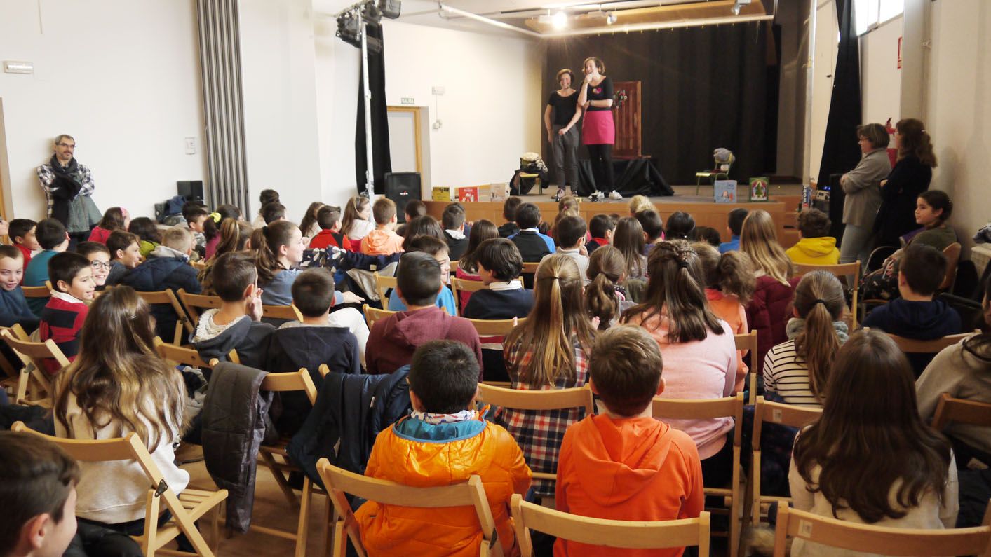 Los escolares disfrutan del concierto didáctico ‘Aguinaldo’  