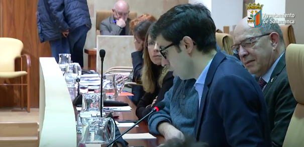 El portavoz socialista, José Luis Mateos