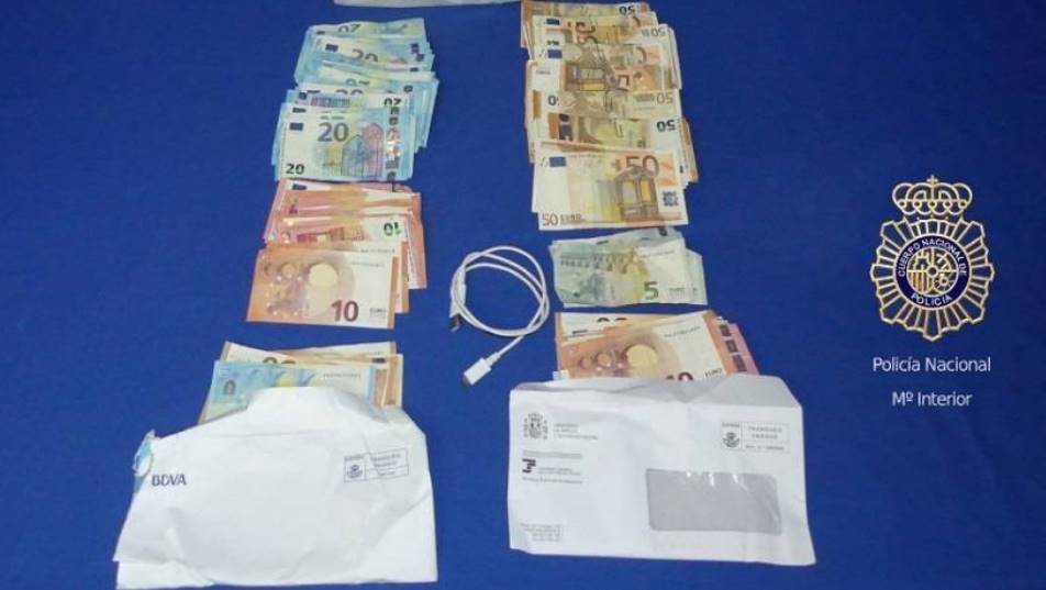 Dinero incautado al detenido