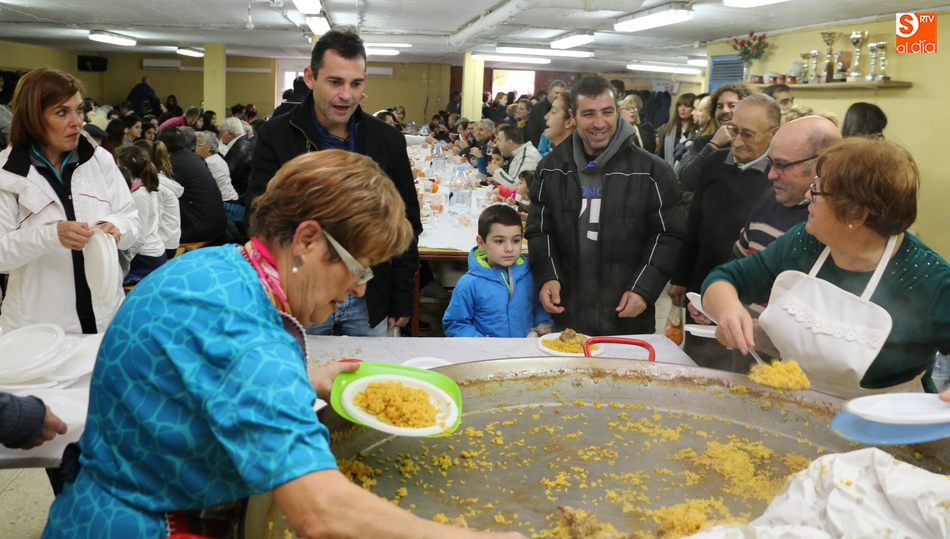 El bajo del Centro Cultural se convertía en comedor para alojar a 300 personas que se sumaban a la causa de Pyfano / CORRAL