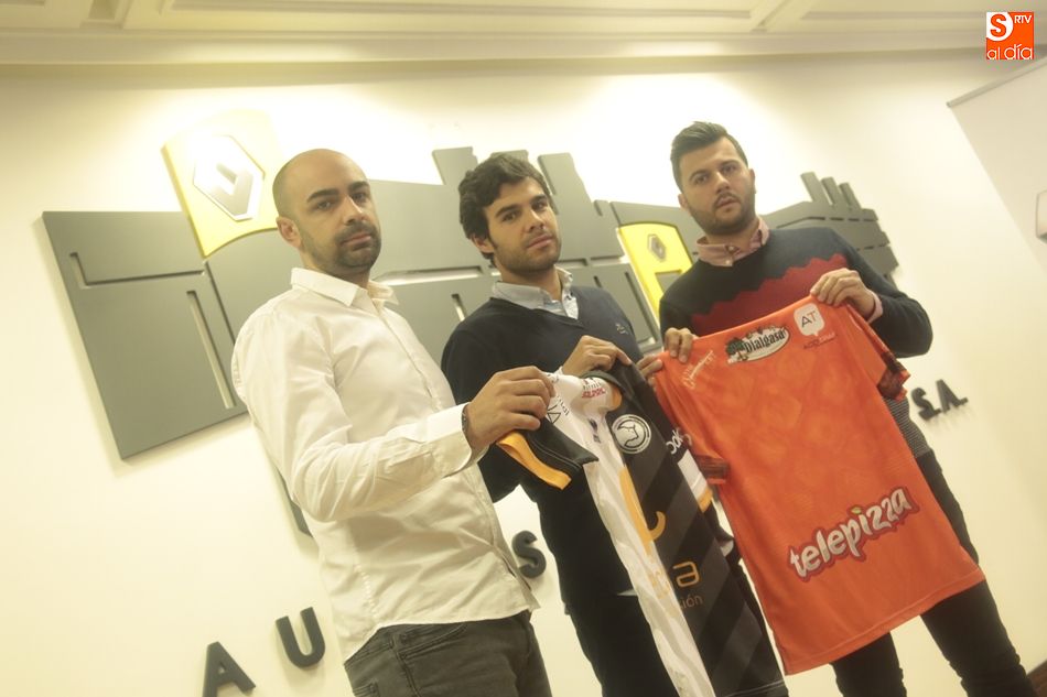 Presentación de Jorge Alonso como nuevo jugador de Unionistas de Salamanca. Foto: Alejandro López