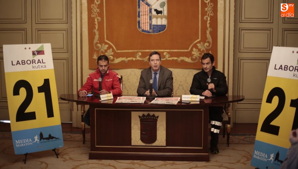 Germán Rodríguez, Enrique Sánchez-Guijo y Miguel Sevillano presentan la Media Maratón Ciudad de Salamanca