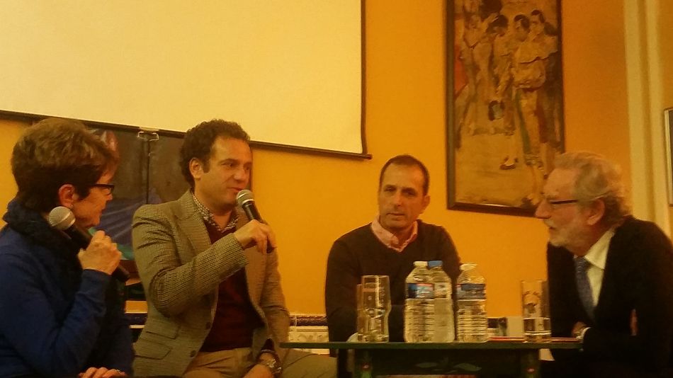 Jesús Benito, en la Peña Taurina Cotê Basque de Bayona