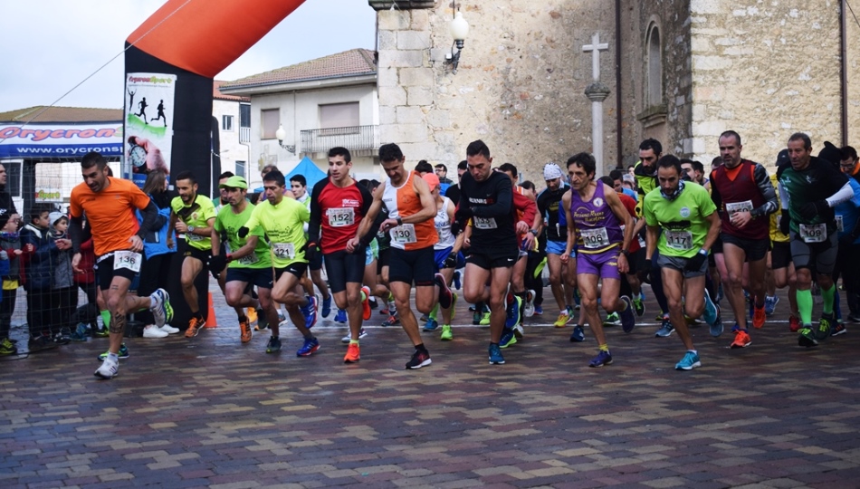 Momento de la salida de la prueba popular que se celebró en La Fuente de San Esteban