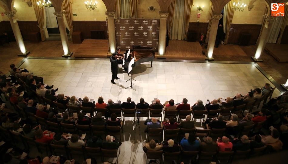 Un momento de la actuación que hubo este martes en el Casino de Salamanca