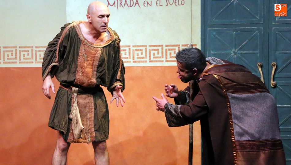 Buena interpretación de algunos de los actores de Teatro Kumen / CORRAL
