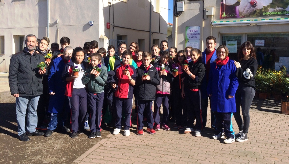 Foto familiar de los alumnos de 1º de la ESO de Trinitarios