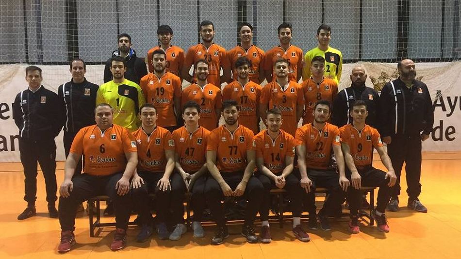 Foto de plantilla del equipo salmantino.