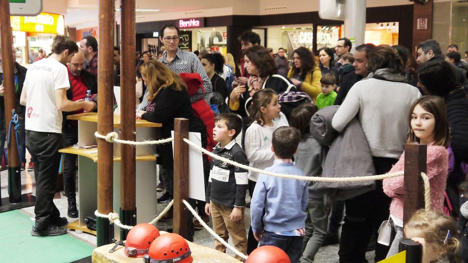 El Tormes cuenta con una gruta donde los niños a partir de 5 años de edad pueden disfrutar de verdaderos espectáculos geológico