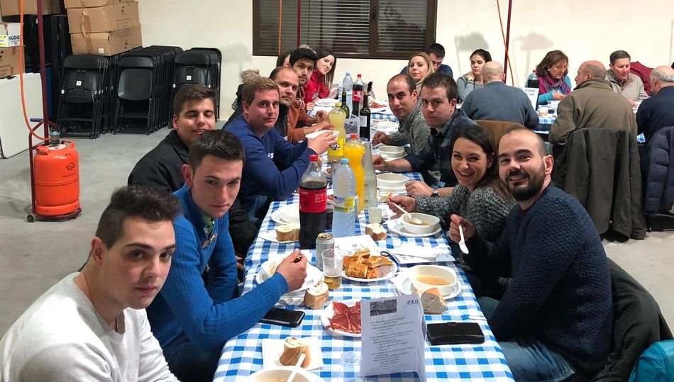 Los vecinos de Gejo de los Reyes finalizaron las fiestas con una cena