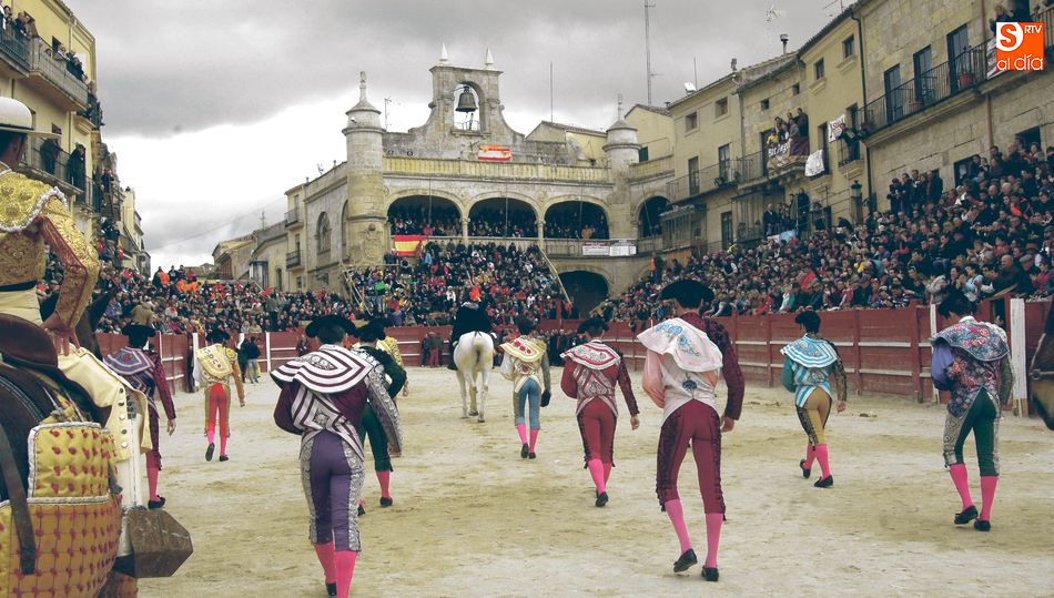 Paseíllo de la novillada del Martes de Carnaval del 2017 con Alejandro Marcos, David Salvador, Pérez Pinto y Curro Durán / ADRIÁN M.