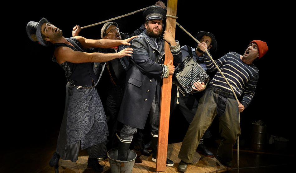 Moby Dick es un espectáculo de la compañía Teatro Gorakada