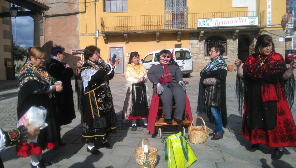 Las águedas de Sobradillo, fieles a la tradición para celebrar Santa Águeda