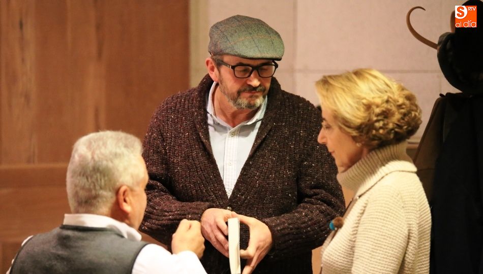 El autor de la obra, en el acto que se organizó en la Casa de las Conchas