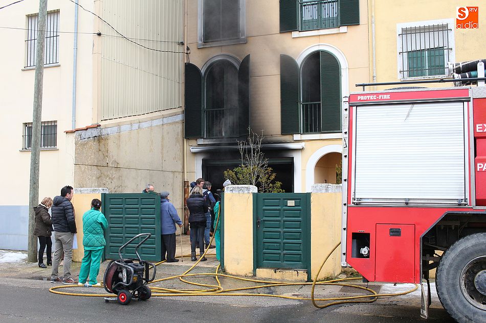 El incendio se produjo en la caldera del inmueble, situada en el garaje