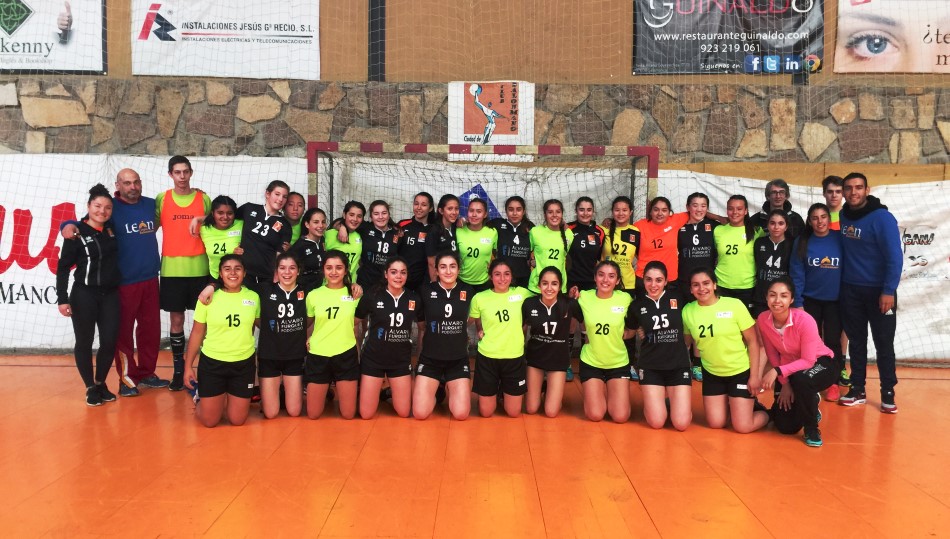 Foto familiar de los equipos que participaron en el Río Tormes