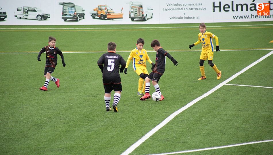 Partido de benjamines entre el Monterrey el Sporting Carbajosa