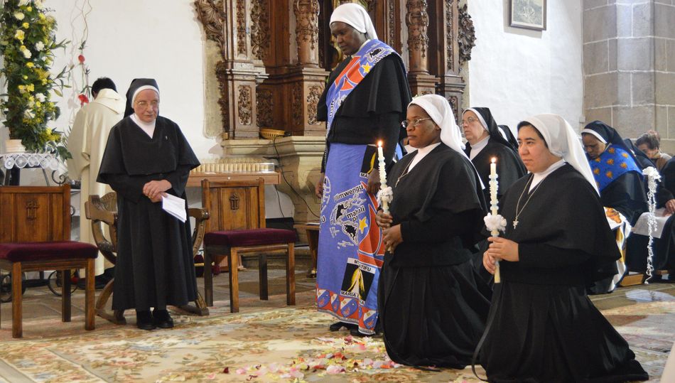 Sor Fátima Mariene del Sagrario y Sor Escolástica de Jesús Nazareno / FOTOS: ISABEL CHICO