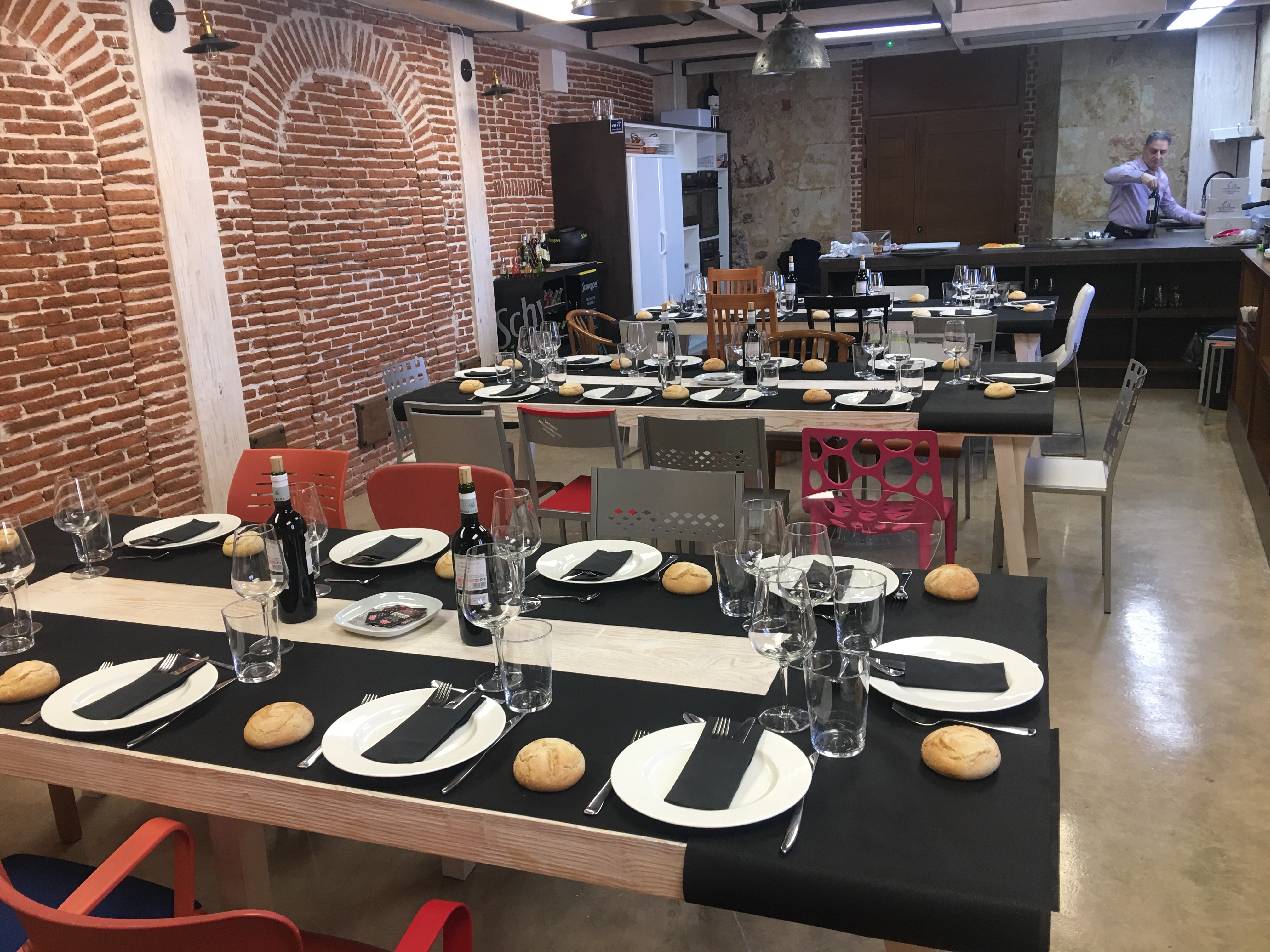 El Club Gastronómico A-Tempore ofrece una Cena Maridaje el viernes 23  