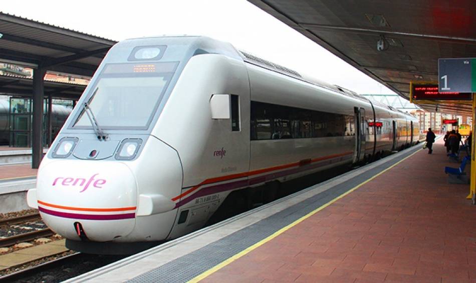 Quejas de los trabajadores de Salamanca que utilizan el tren para ir a trabajar a Ávila