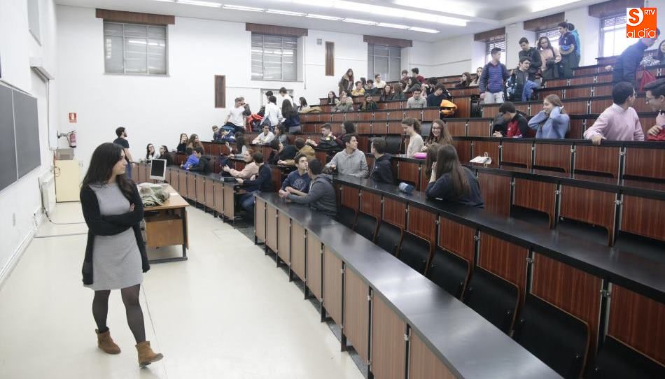 IX Olimpiada de Geología en la Facultad de Ciencias. Foto de Alejandro López