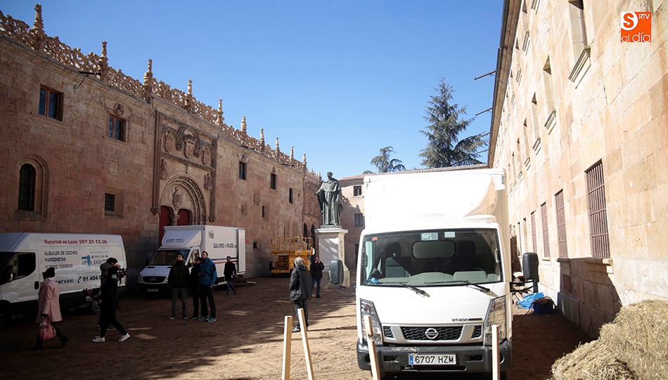 Aspecto del Patio de Escuelas, con motivo de esta producción