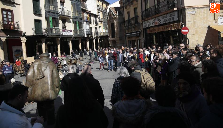 Concentración por los refugiados en el Corrillo. Foto de Alejandro López