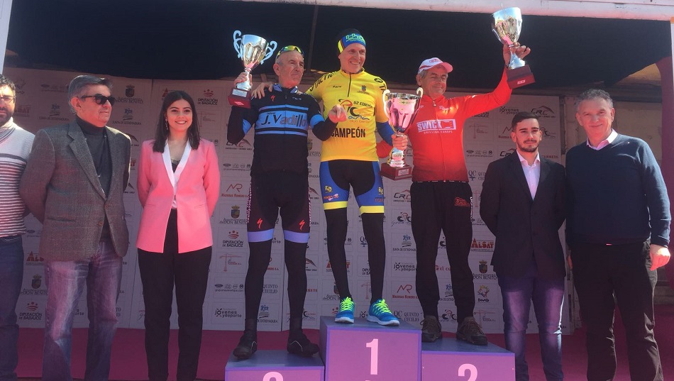 Podio de la categoría M60 en la prueba de Don Benito.