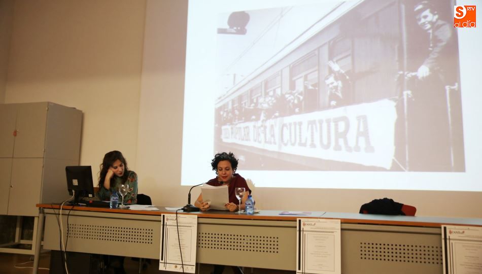 Un momento de la charla que hubo este miércoles en Filología