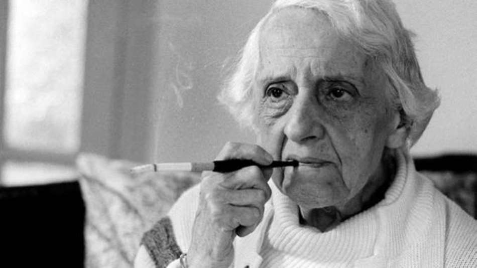 María Zambrano (1904-1991) tuvo que exiliarse al finalizar la Guerra Civil en 1939