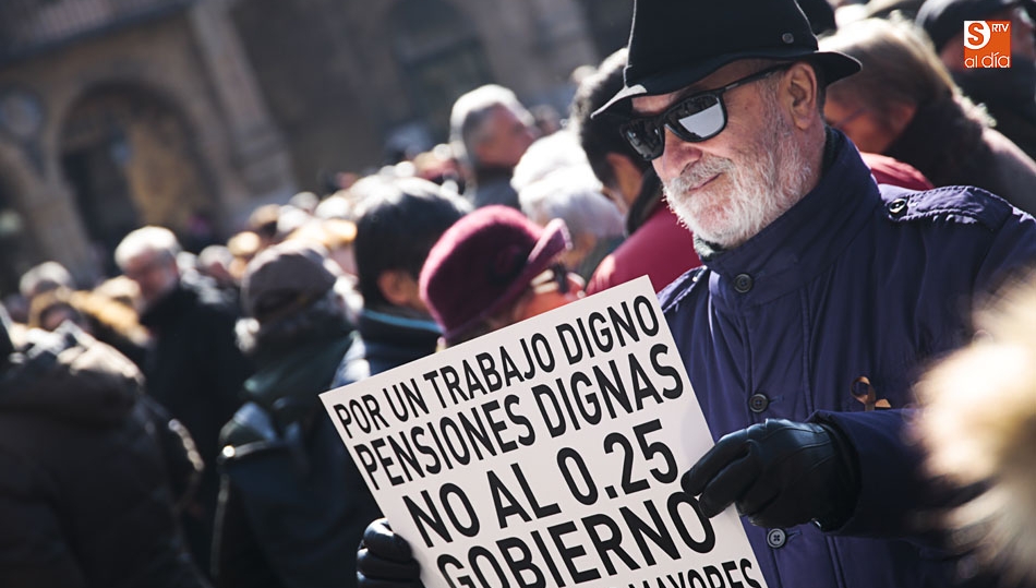 ¡Pensiones dignas, por favor!