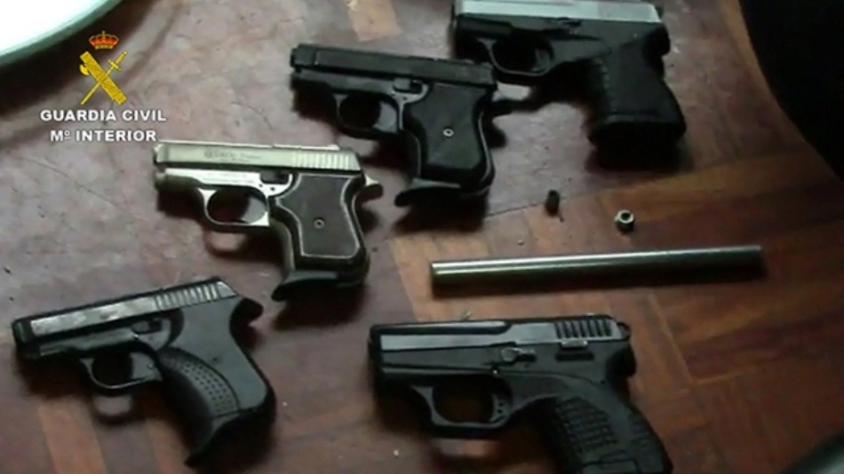 Parte del arsenal intervenido por la Guardia Civil