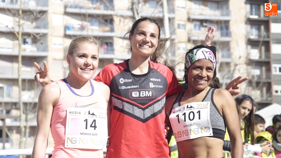 Victoria, con récord, de Gema Martín en categoría femenina de la Media Maratón de Salamanca. Fotos: Alejandro López